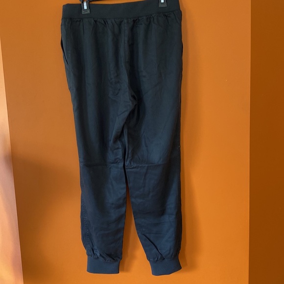 DKNY joggers size small in black 100% Lyocell. - Picture 2 of 11